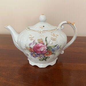 Vintage Musical Porcelain Teapot; Plays “Tea for Two”; Pink Flowers; Perfect